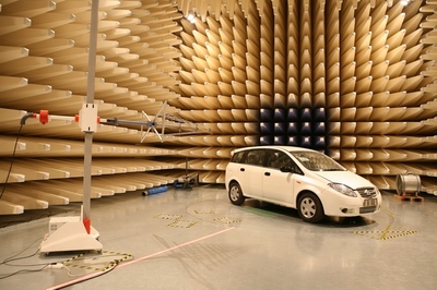 重慶市電磁兼容工程技術(shù)研究中心順利通過驗(yàn)收，電磁環(huán)境檢測能力獲權(quán)威認(rèn)可